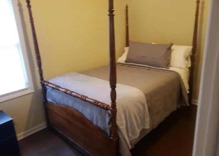 Pete's Place - Quiet Beautiful 3 Bedroom In The Heart Of Tulsa