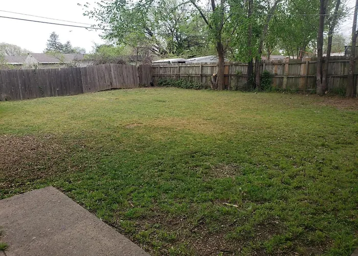 Pete's Place - Quiet Beautiful 3 Bedroom In The Heart Of